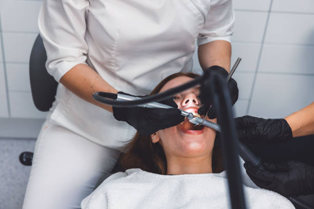 Best Emergency Dental Care for Broken or Chipped Teeth in Woodmere, NY
